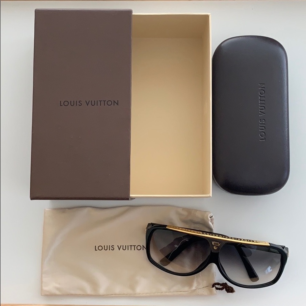 Louis Vuitton “Evidence” Aviator Sunglasses, Black